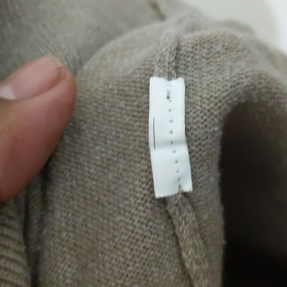 Zara| Tan Short Sleeve V-Neck Sweater Cotton Nylon Blend - Picture 5 of 9